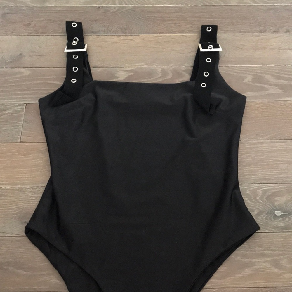 Black body suit size small